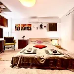 Apartment King House & Garden With Ac And Free Parking Possibility *