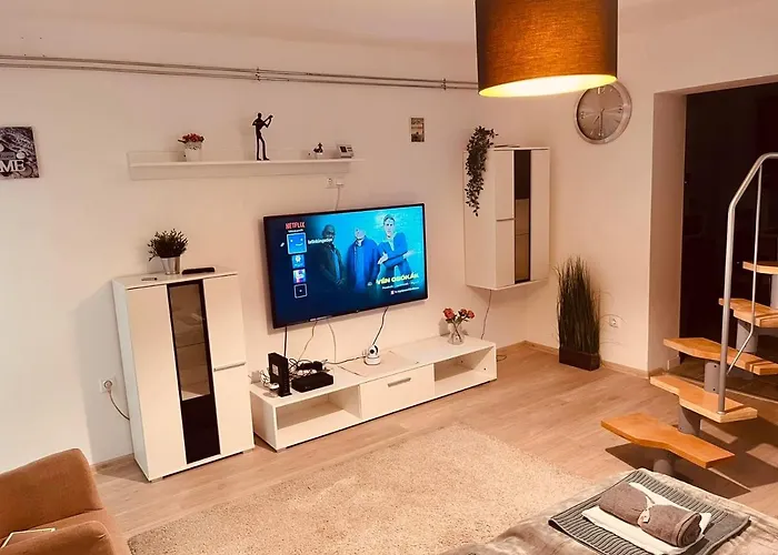 Daire King House & Garden With Ac And Free Parking Possibility