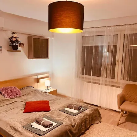 King House & Garden With Ac And Free Parking Possibility Appartement *