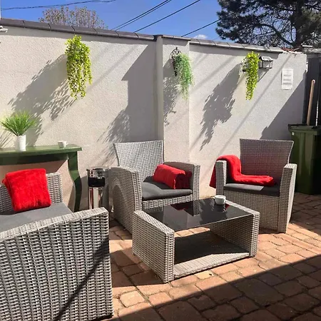 King House & Garden With Ac And Free Parking Possibility Budapest