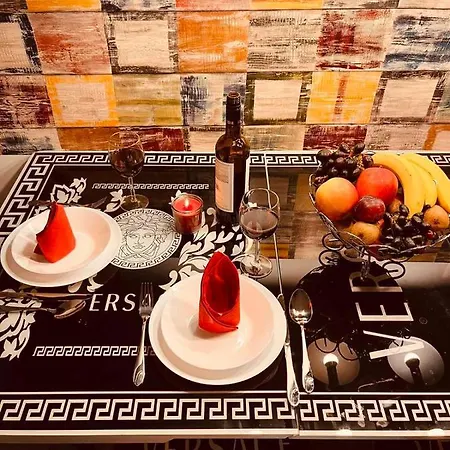 King House & Garden With Ac And Free Parking Possibility Daire Budapeşte